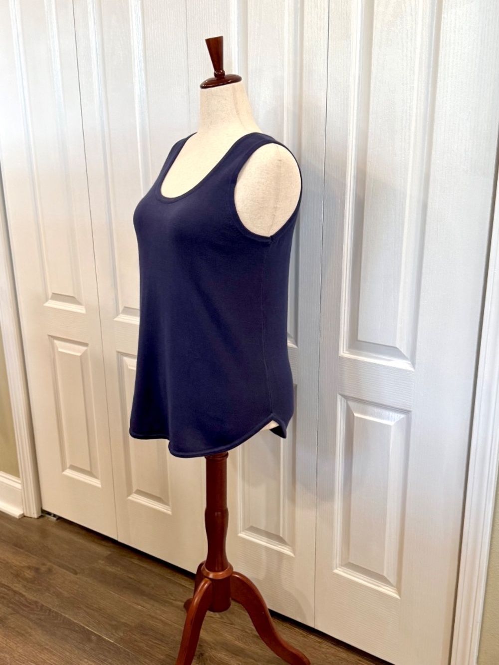 Woman's, Size L, Navy Blue Sleeveless Sweater by Jeanne Pierre, 100% Cotton Tank